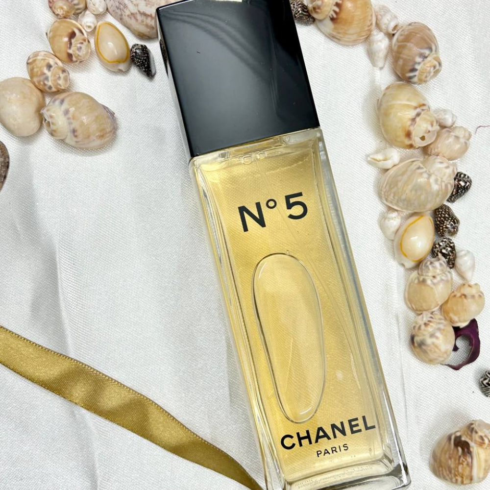 🤍 Chanel No.5 – أيقونة الأناقة الخالدة🤍